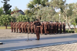 Kejari Cilacap Gelar Ziarah ke TMP Surengrono Peringati Hari Lahir Kejaksaan RI Ke-81